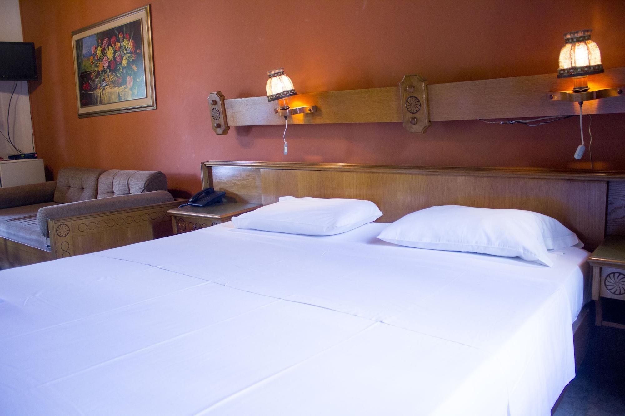 Hotel Bavaria Asuncion Buitenkant foto