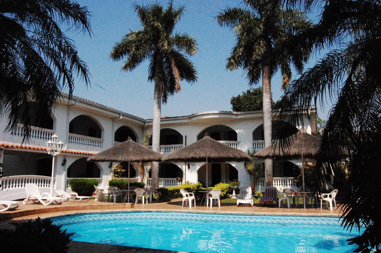 Hotel Bavaria Asuncion Buitenkant foto